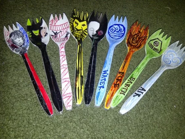 spork decoratiing - example of curated content